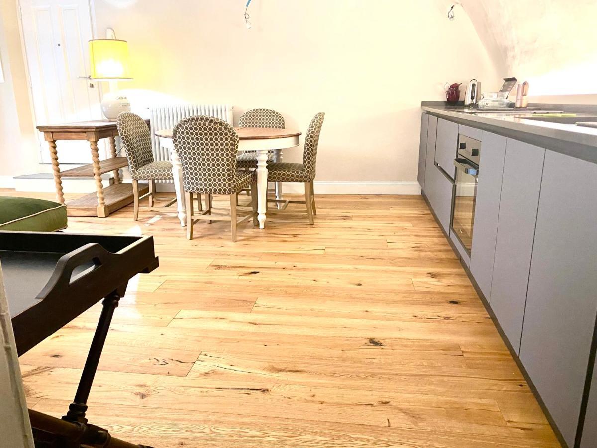Accademia Newly Renovated Ancient Abbey Apartment Florenţa Exterior foto